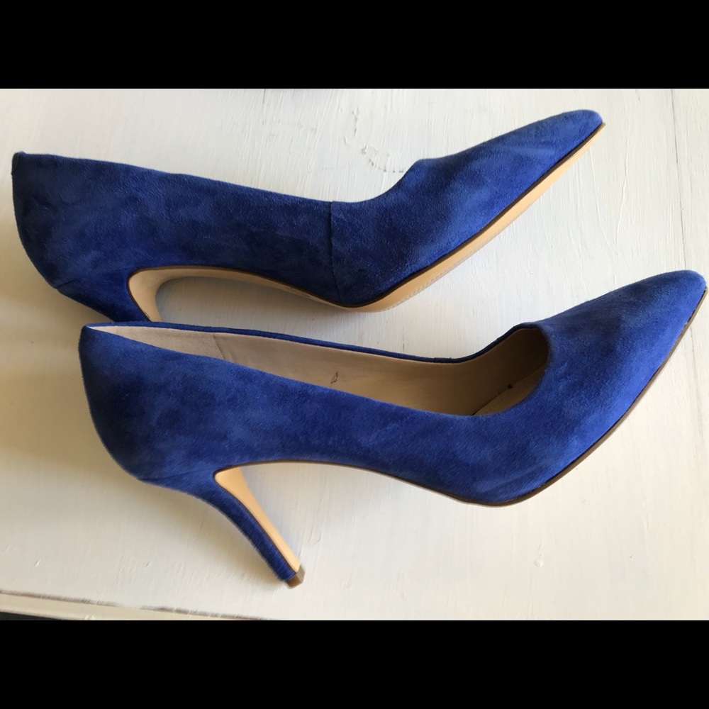 BCBGeneration Blue heels